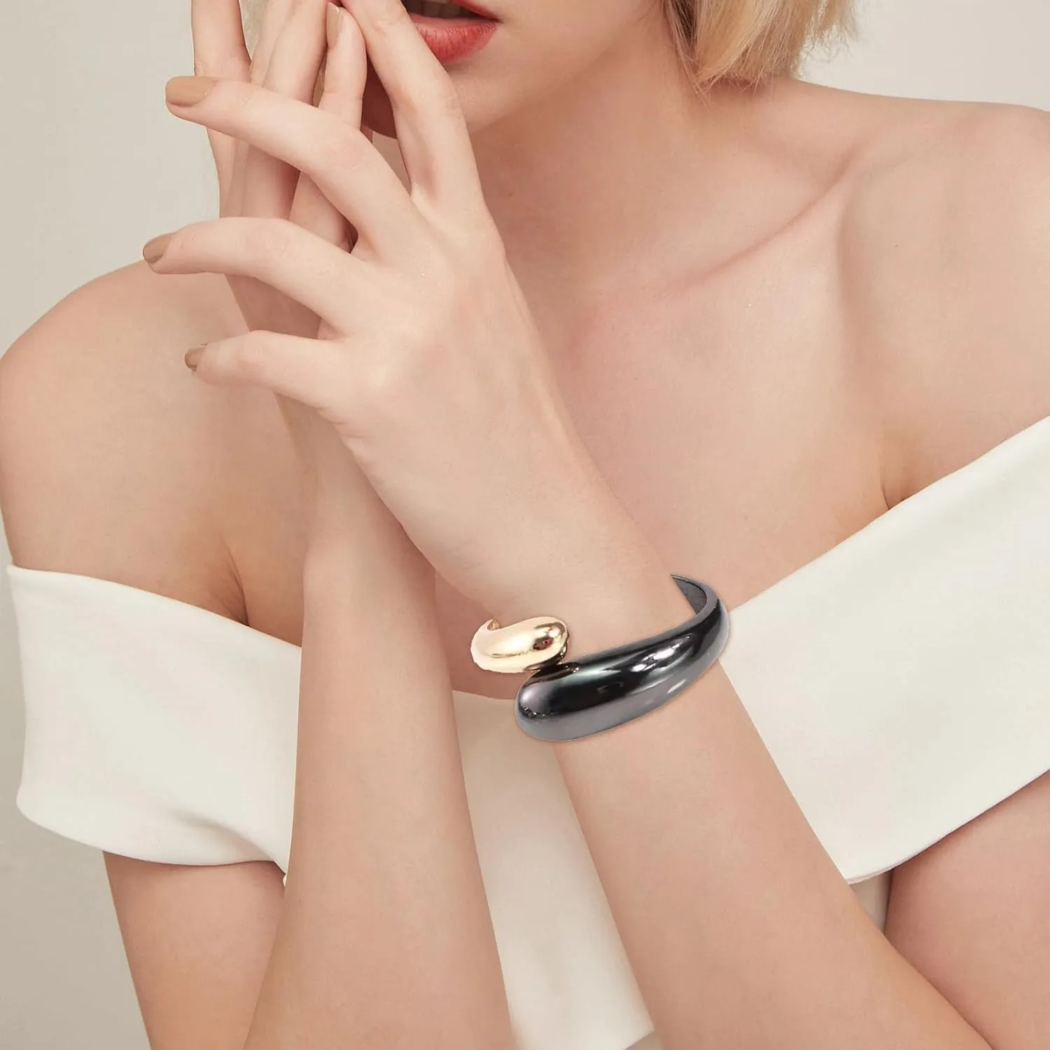 Aonklot Chunky Gold Bangles for Women Two Tone Bracelets Silver Bangles Cuff Black Chunky Bracelet Gold Jewelry for Women Birthday Gifts for Her Girlfriend Gift