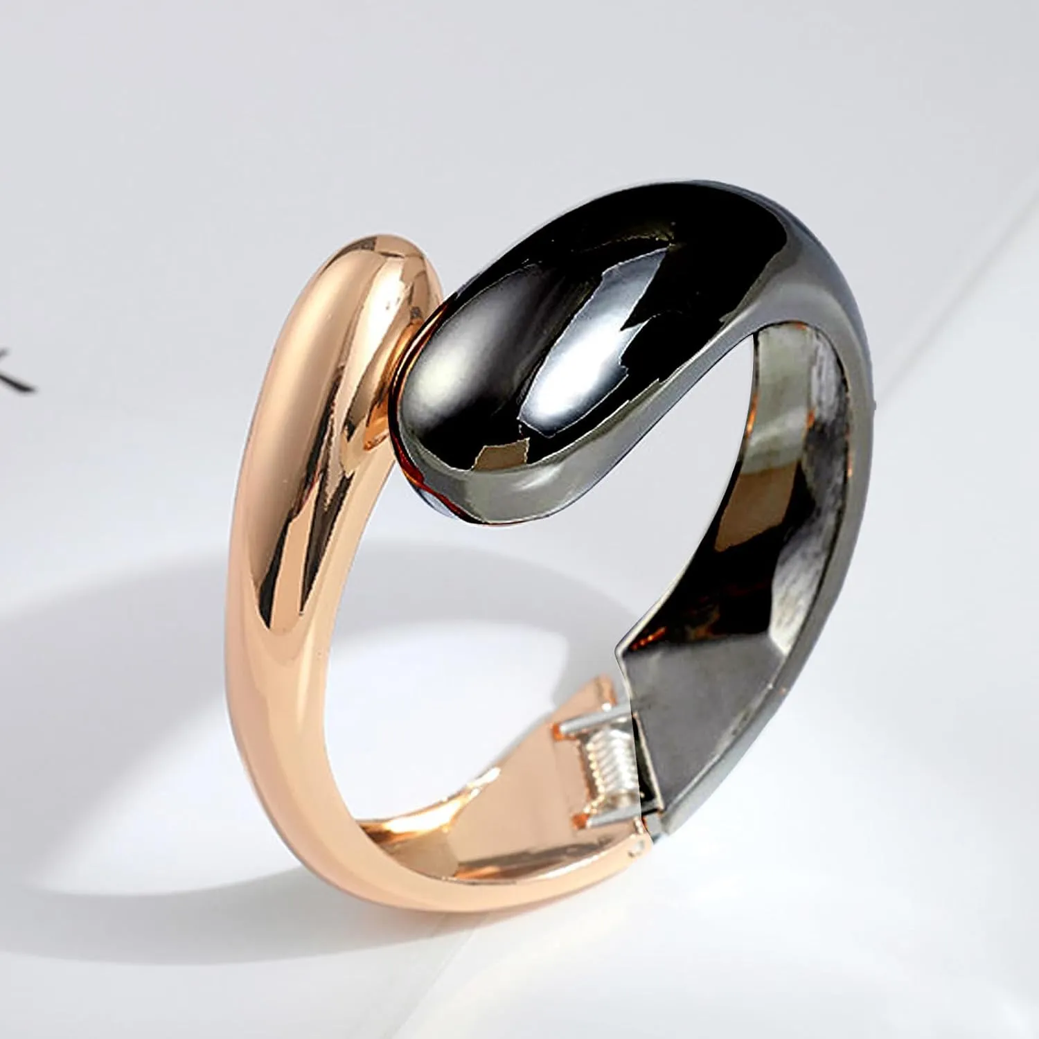 Aonklot Chunky Gold Bangles for Women Two Tone Bracelets Silver Bangles Cuff Black Chunky Bracelet Gold Jewelry for Women Birthday Gifts for Her Girlfriend Gift