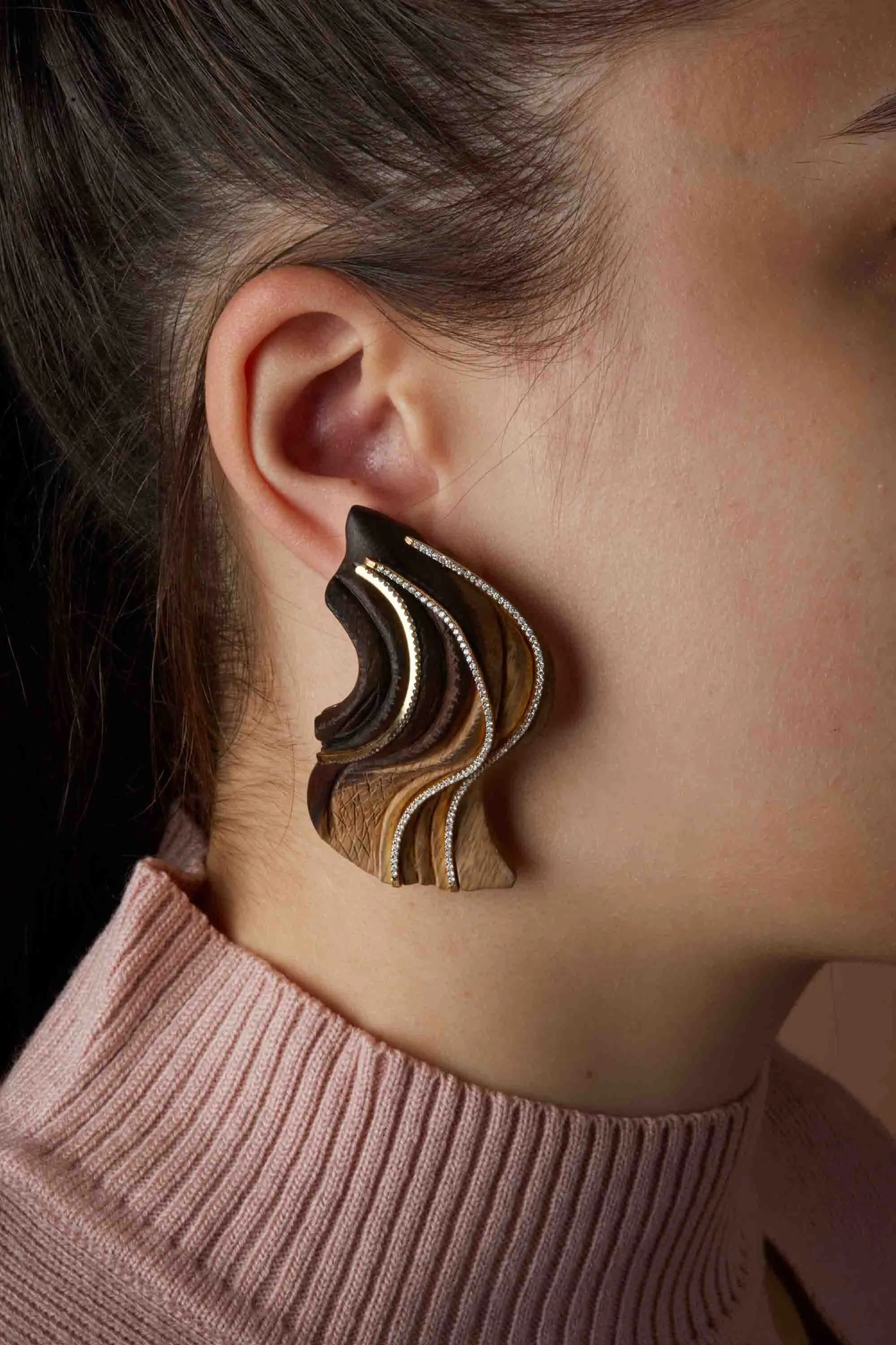 Carving Wavy Wood Earrings with Diamond