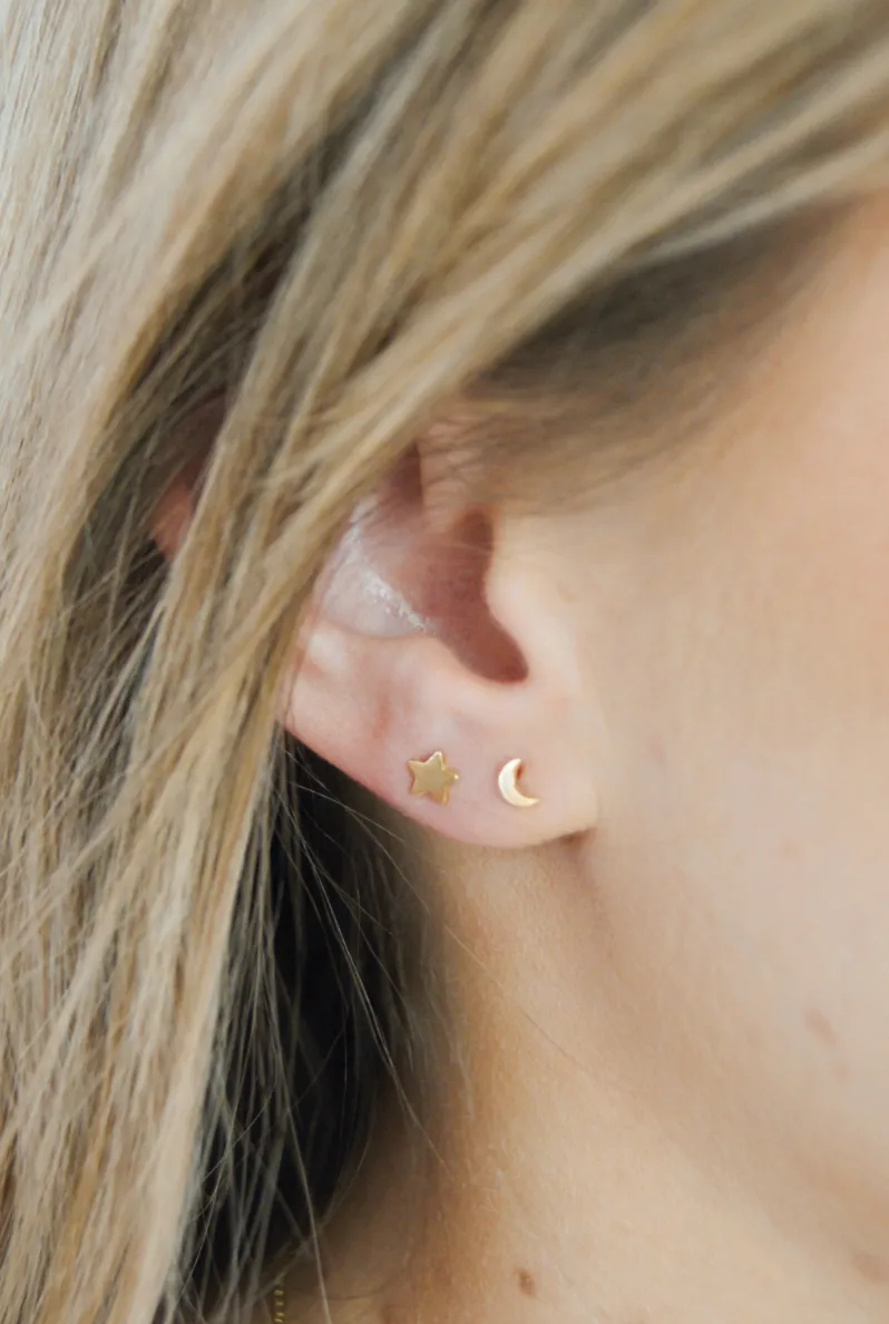 Moon and Star Stud Earrings Gold