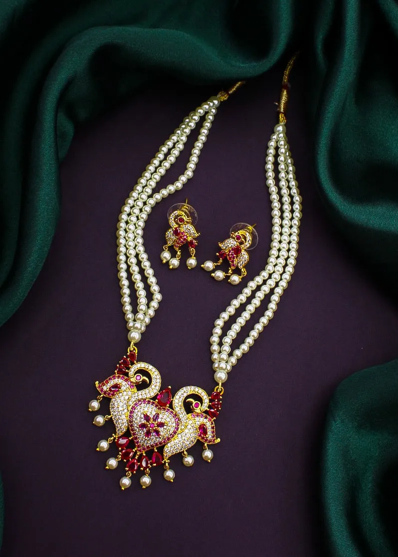 OPULENT PEAFOWL MOTI NECKLACE