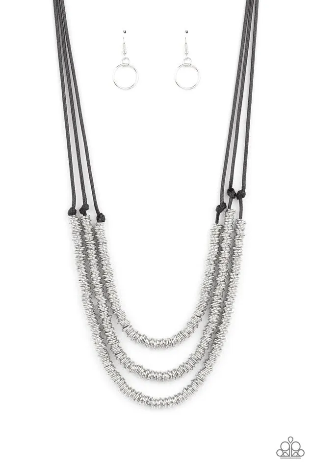 Paparazzi Necklace ~ RING to Reason - Black